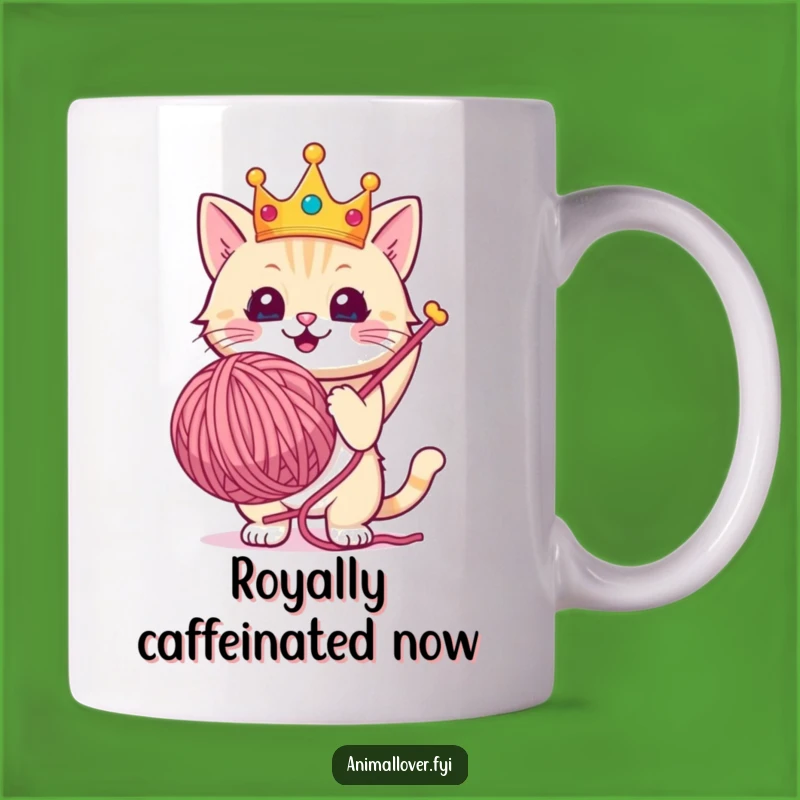 Funny Royal Cat Mug: Crowned Yarn King, Hilarious Feline Funny Gift!
